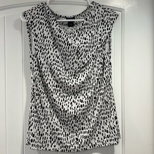 Ann Taylor Black and White Pattern Blouse